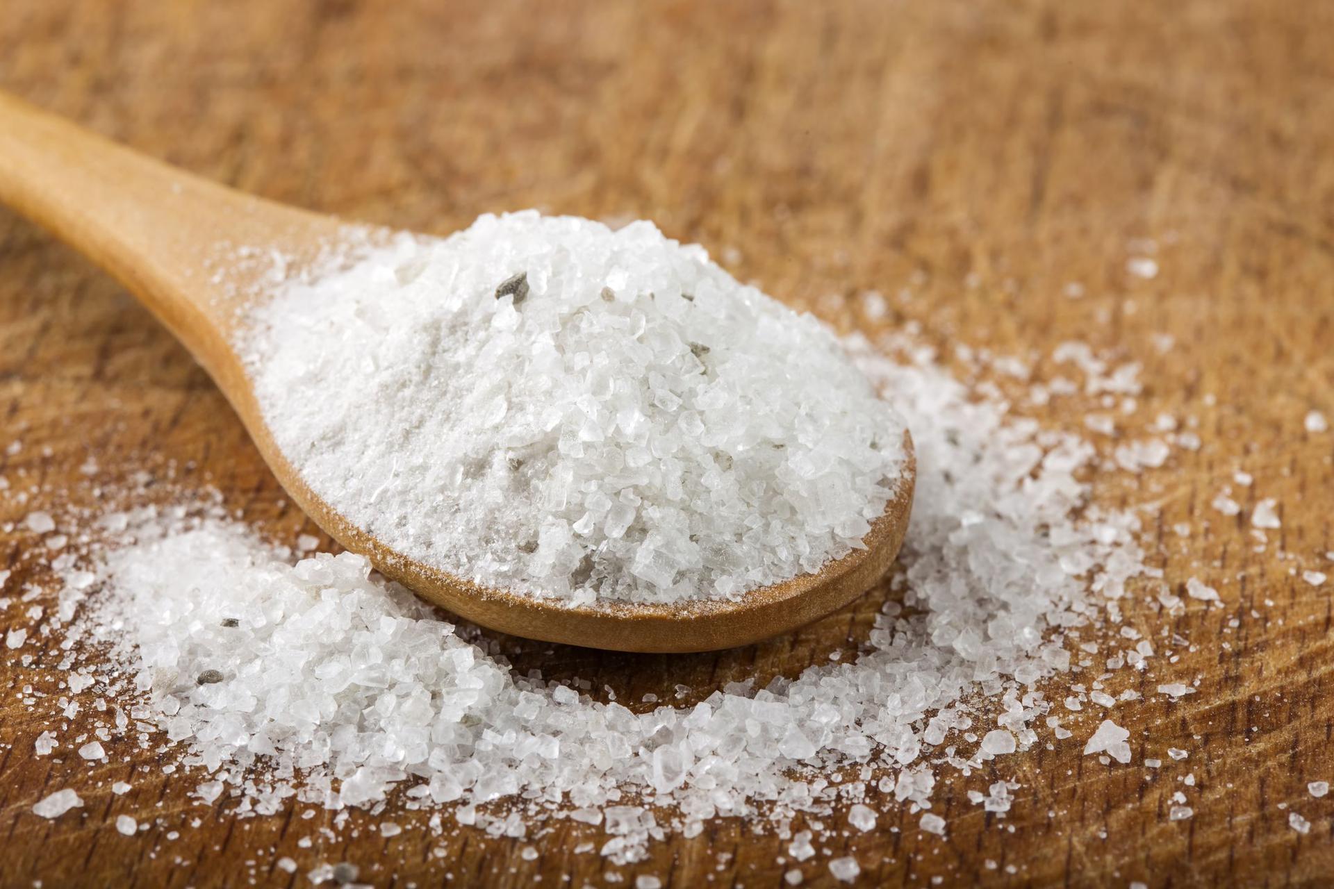 Gorzki smak  piękna, czyli sól Epsom w kosmetyce – działanie i stosowanie gorzkiej soli